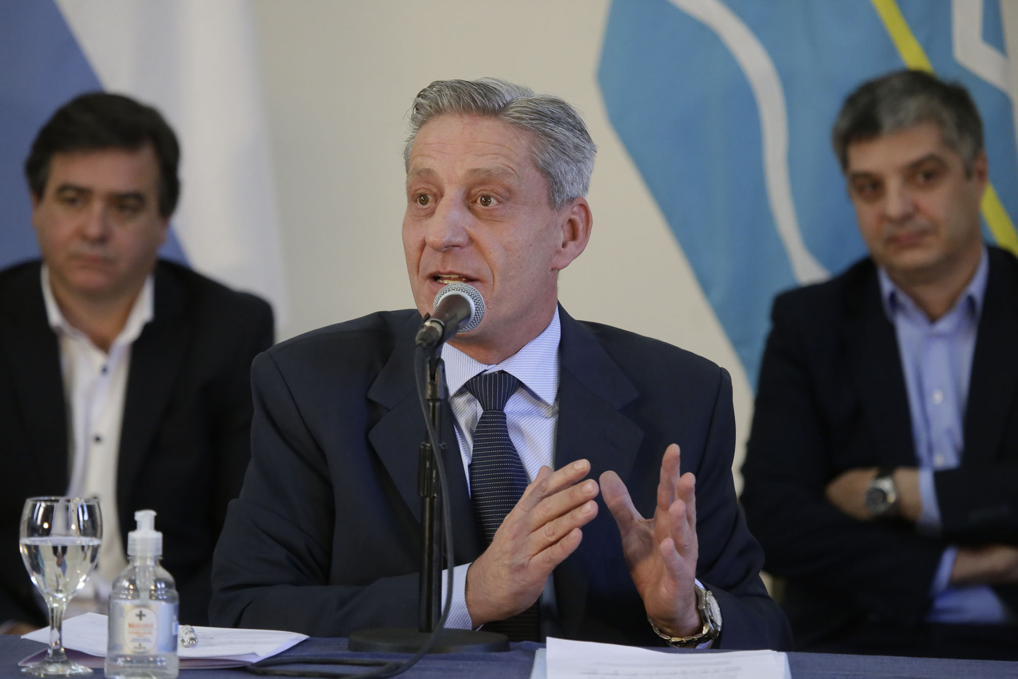 Arcioni recibe mañana a intendentes para definir propuestas de excepción a la cuarentena que se elevarán a Nación