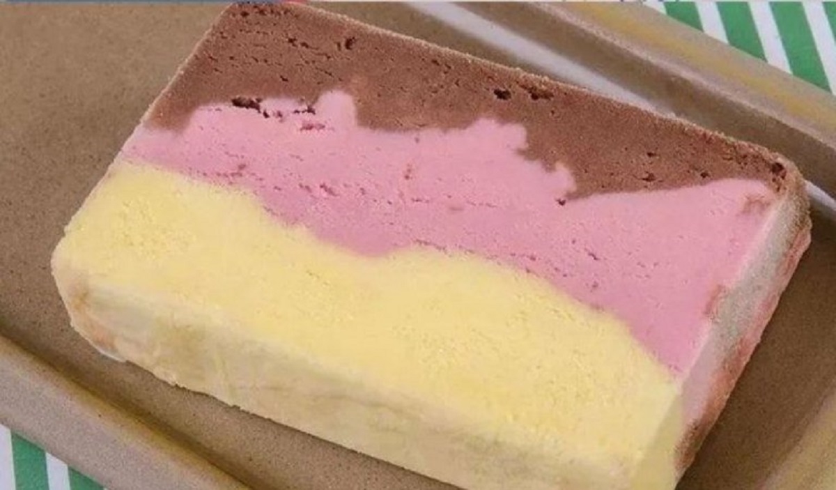 La Anmat prohibió la comercialización de un alfajor, un postre helado y una miel