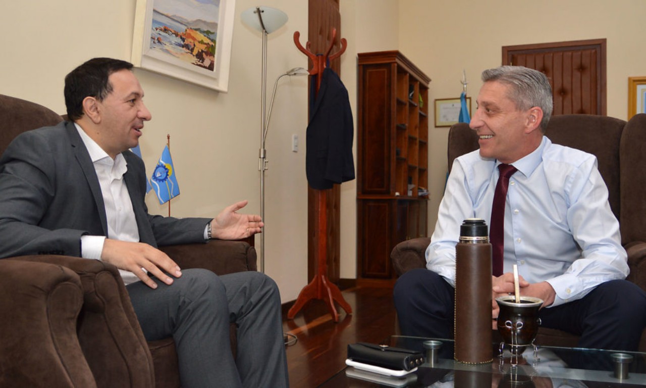 La relación con el gobierno provincial es «solamente institucional» aclaró Maderna
