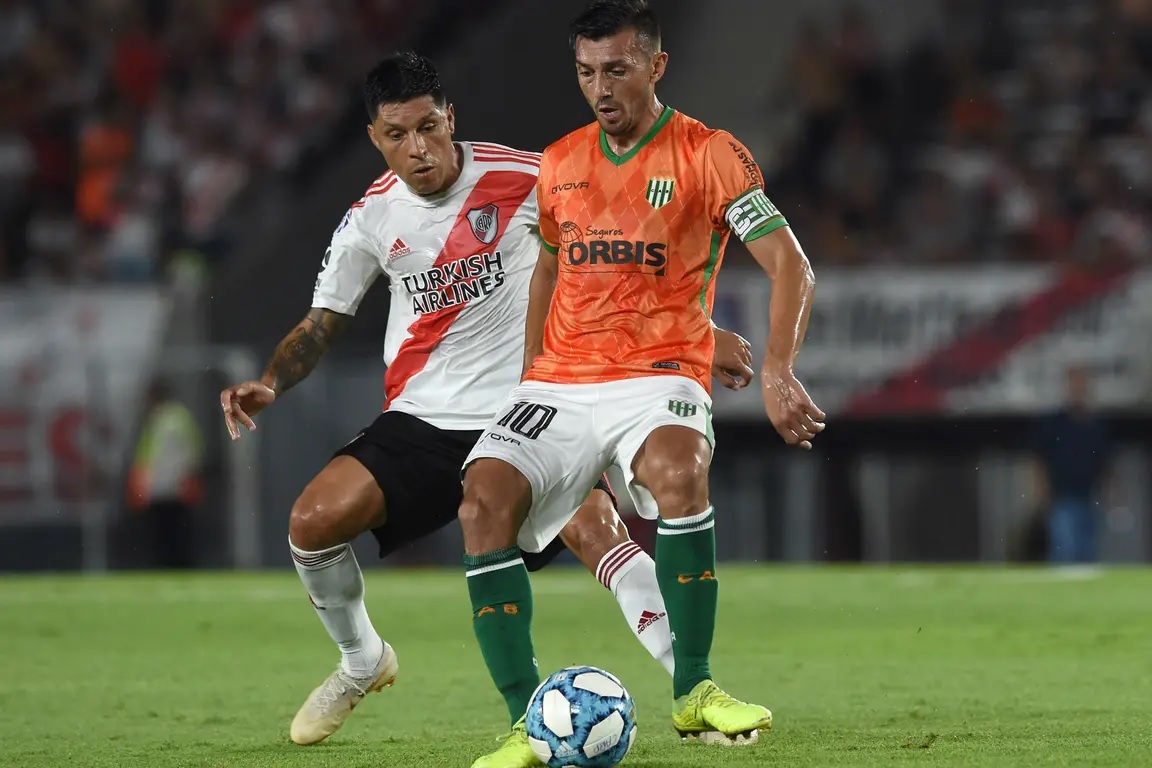 River, en una pálida actuación, cayó ante Banfield