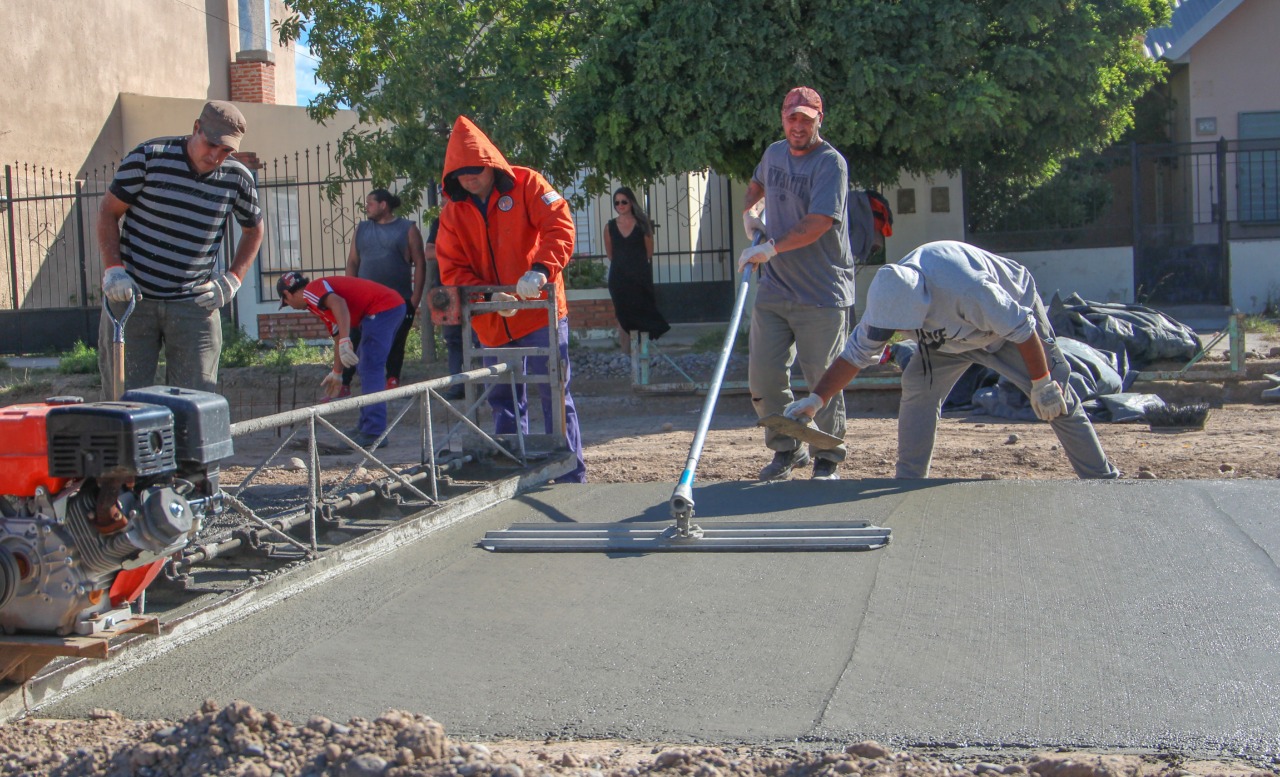 Pavimentación Maestro Calderón 2