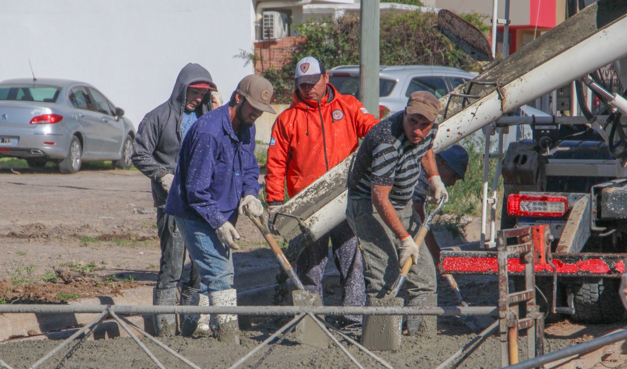 Pavimentación Maestro Calderón 3
