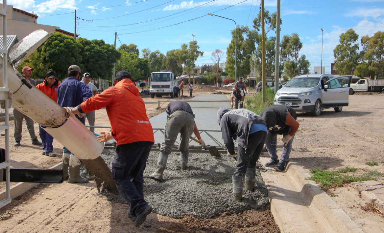 Pavimentación Maestro Calderón 4