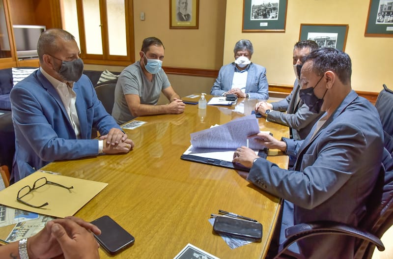 La Cooperativa Eléctrica ejecutará la red eléctrica del parque Brown y supervisará el balizamiento del Aeropuerto