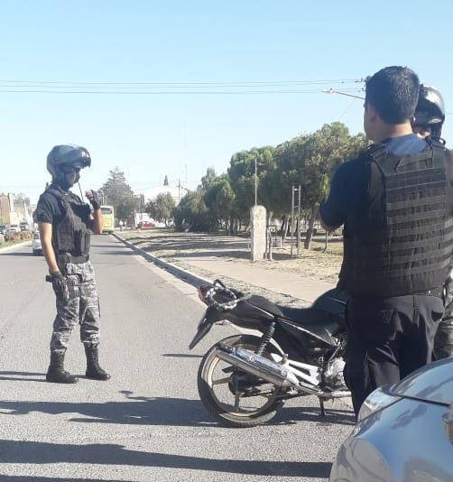 Motociclista lesionado tras ser chocado por un auto que se dio a la fuga