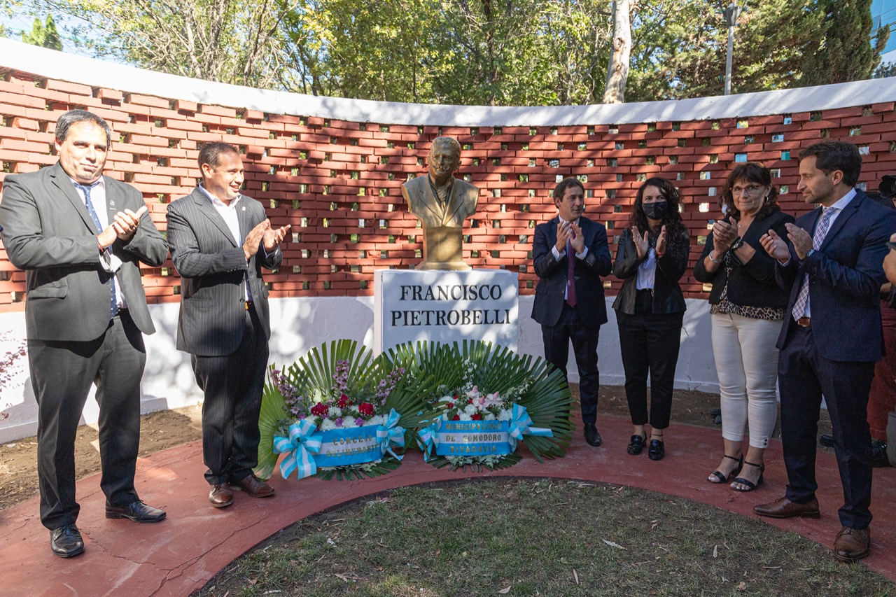 Luque: “Estamos muy felices de disfrutar un nuevo aniversario con nuestros vecinos”