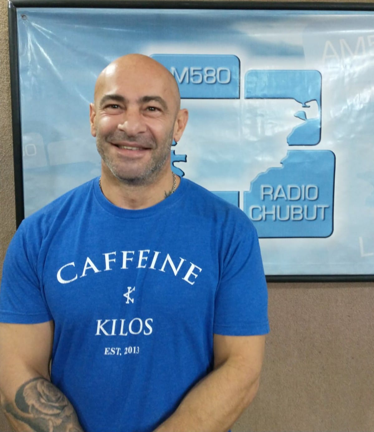 Massoni: “El estado está lleno de ñoquis y Arcioni no hace nada porque no quiere conflicto”