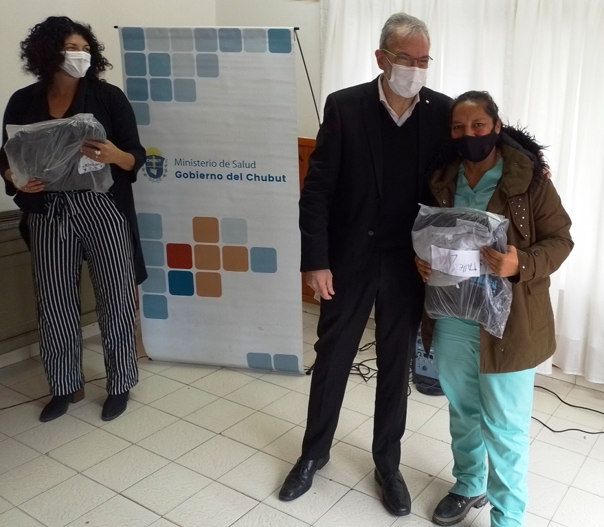 El Gobierno de la Provincia entregó indumentaria a Trabajadores Comunitarios de Salud en Terreno de todo Chubut