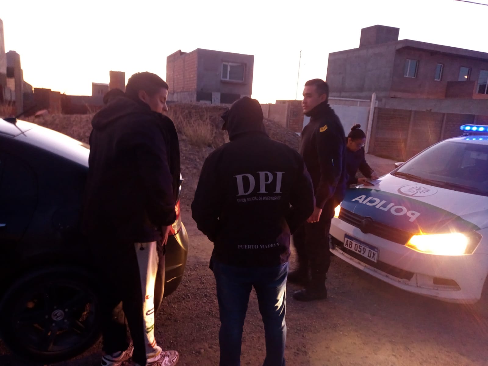 En un allanamiento, la policía recuperó un teléfono que había sido denunciado como robado a una nena