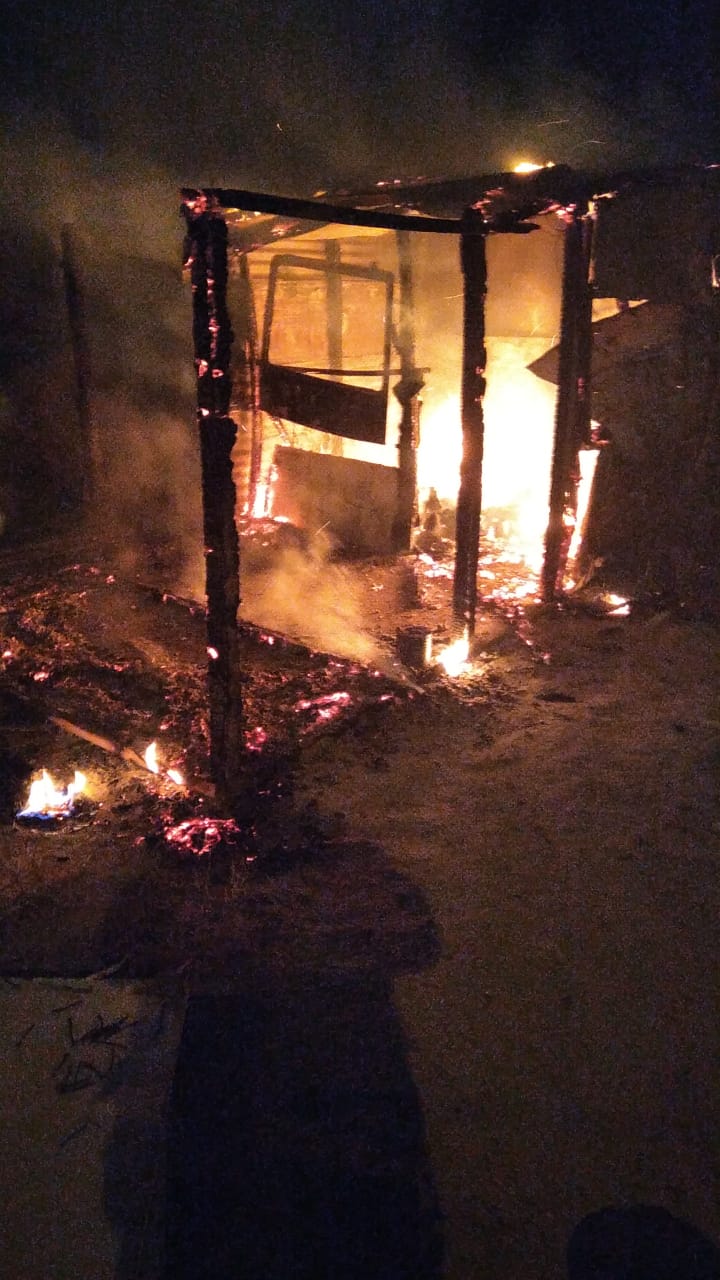 Incendiaron una casilla en un asentamiento