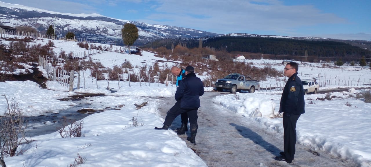 Hallaron a un hombre muerto en un camino rural