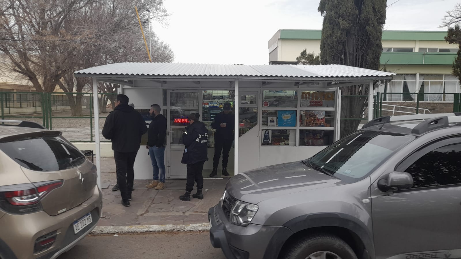 Asaltaron a empleado de kiosco en Rawson