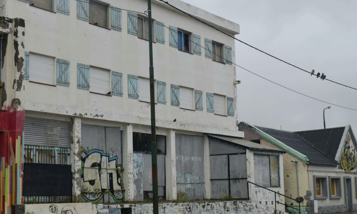 Biss y el EMRaTur mostraron su preocupación por la falta de avance de la inversión privada en un edificio histórico de Playa Unión