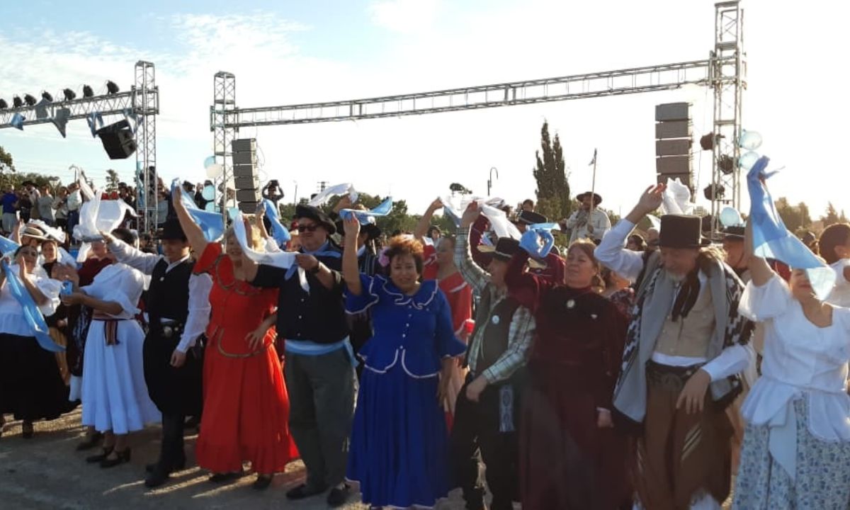 Mañana se realiza el pericón nacional comunitario en Gaiman