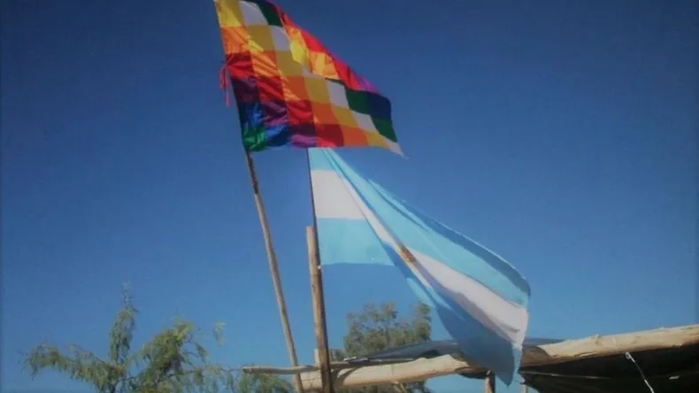 El juramento a la bandera se hizo en un contexto de represión hacia las comunidades originarias