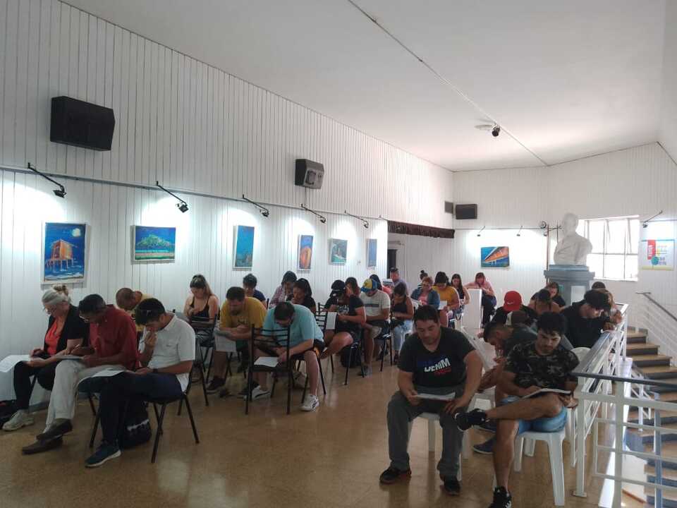 Manipulación de alimentos: 45 personas rindieron el examen en Rawson para renovar el carnet