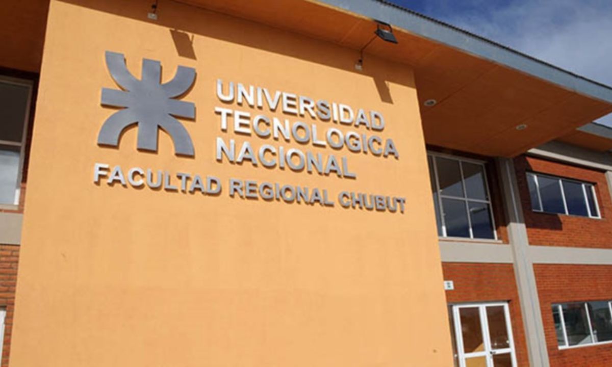 La UTN atiende la demanda laboral con la preparación de técnicos y profesionales