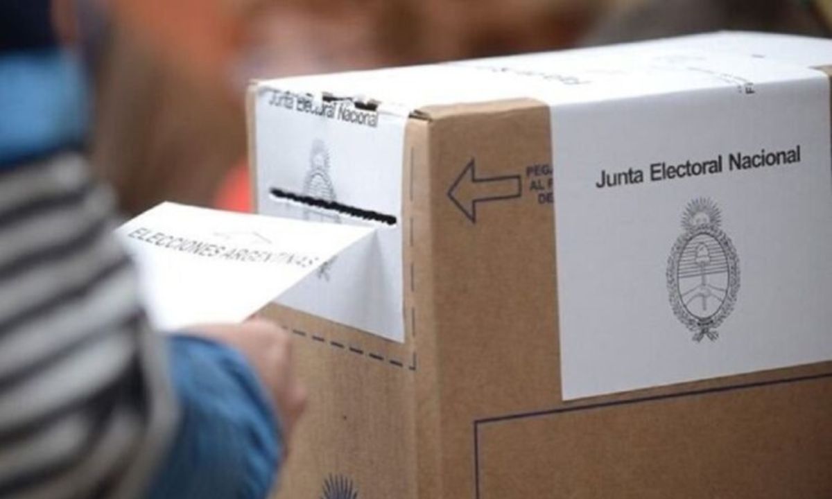 Maderna convocó a elecciones para el 16 de abril