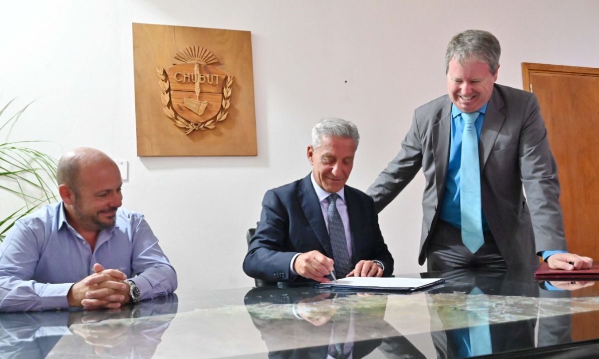 Arcioni retomó sus funciones a cargo del Poder Ejecutivo Provincial