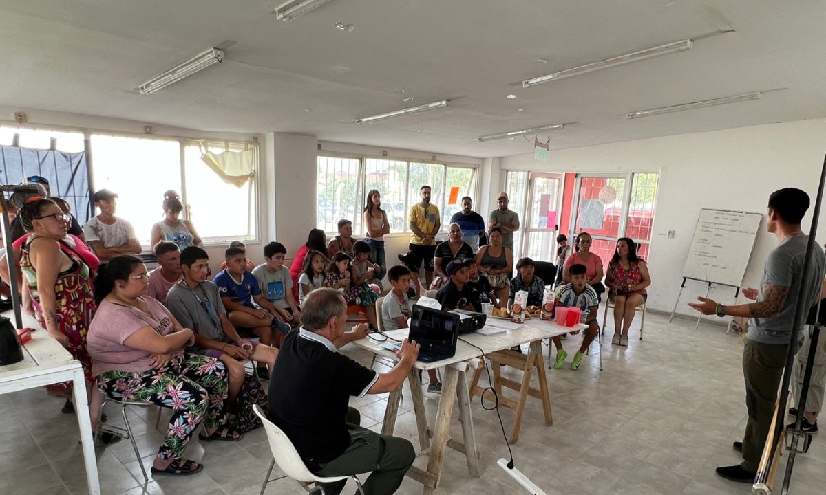 Se realizó una jornada del programa «¿Podemos evitarlo?» en el barrio Presidente Perón