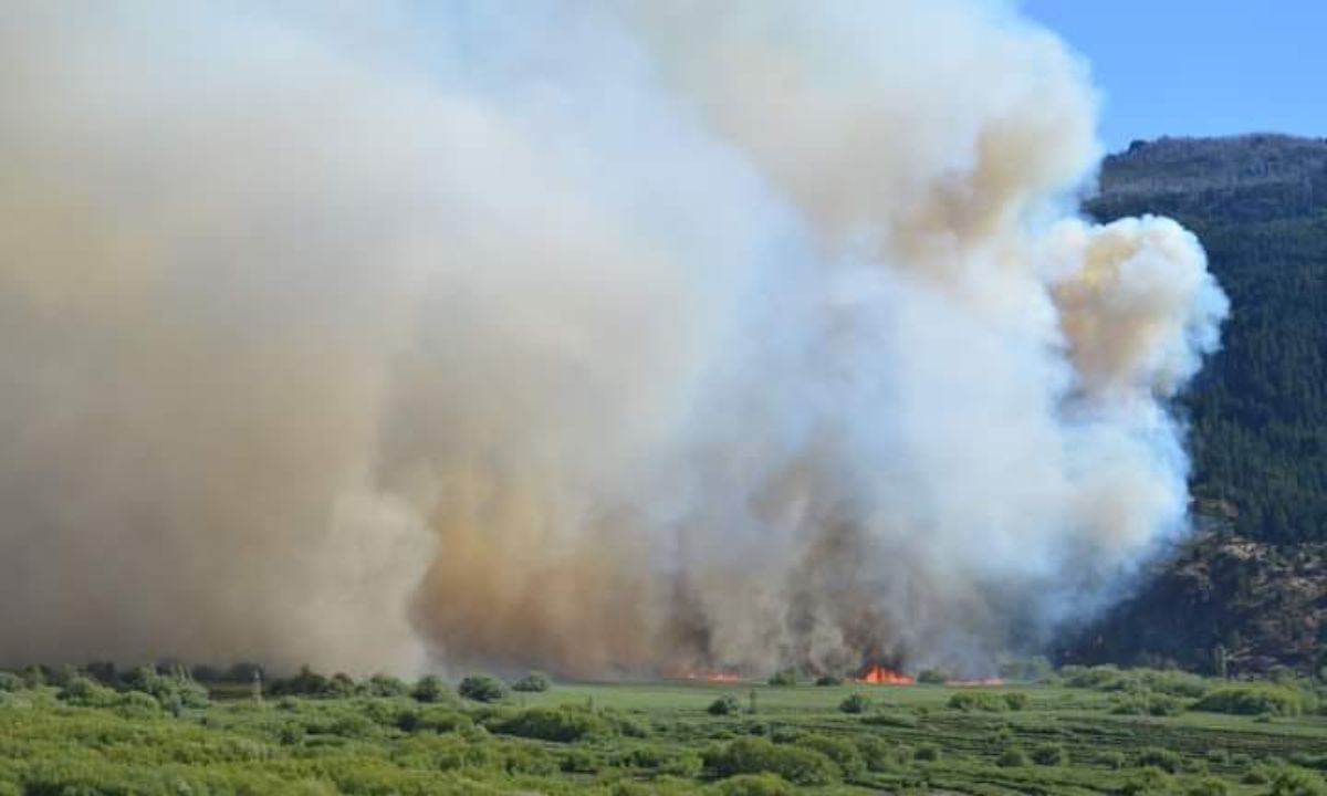 El Hoyo declaró la emergencia ígnea