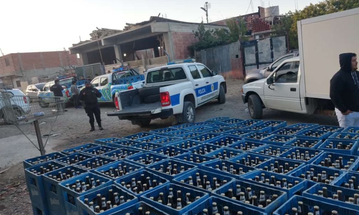 Más de 3000 litros de bebidas alcohólicas secuestradas en fiesta clandestina