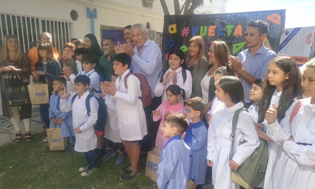 El Sindicato de Empleados de Comercio entregó kits escolares a más de 4 mil afiliados