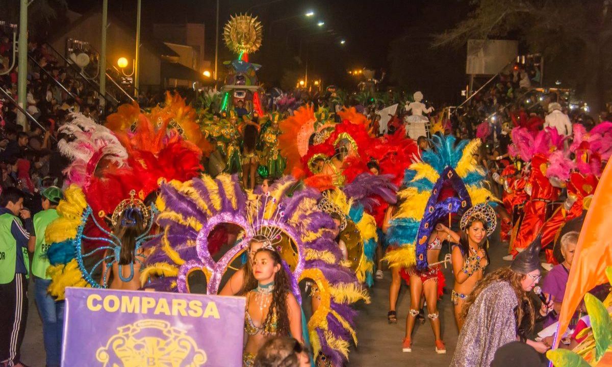 Dolavon se prepara para los carnavales