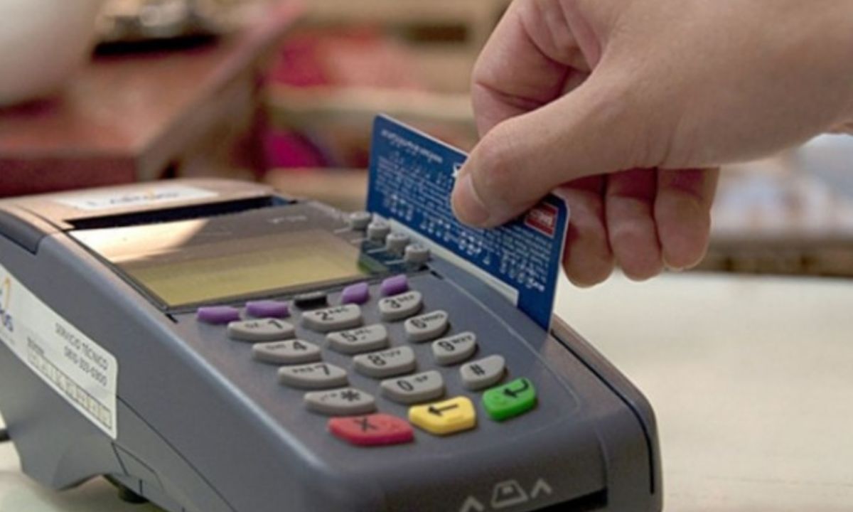No es obligatorio que los comercios reciban tarjetas de crédito