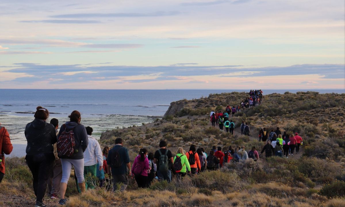 Trekking bajo la luna: Experiencia Rada Tilly y Comodoro Rivadavia
