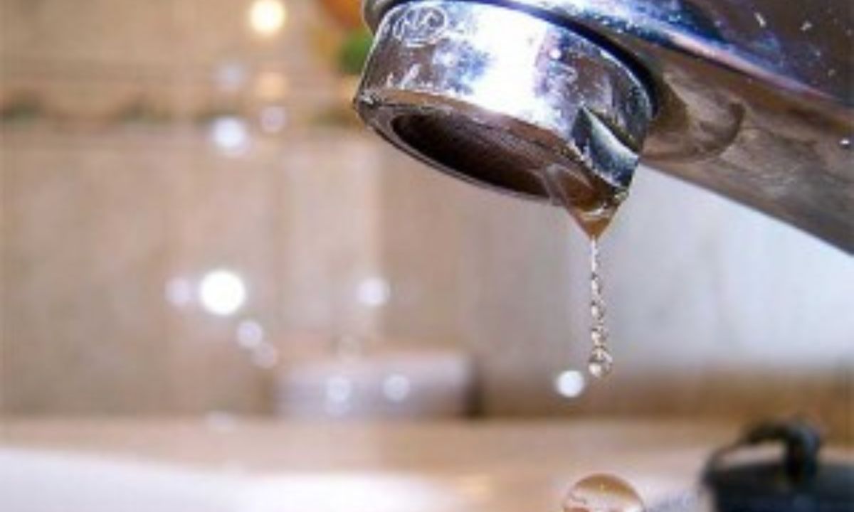 Reiteran el pedido de uso medido de agua potable en Rawson y Playa Unión