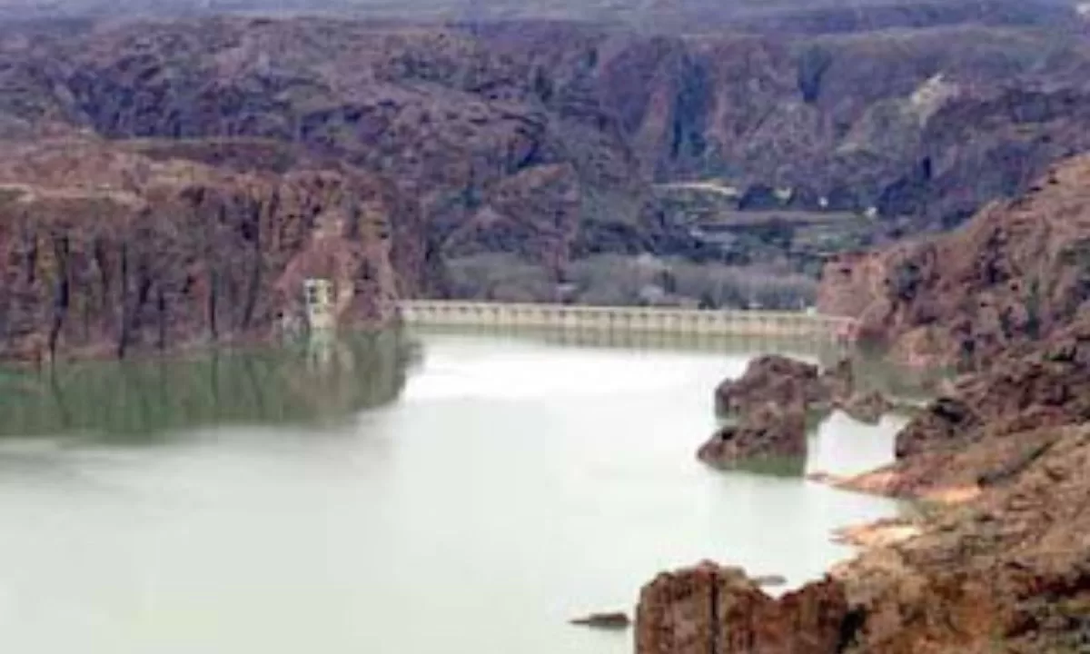 Debieron aumentar la erogación del dique aguas abajo