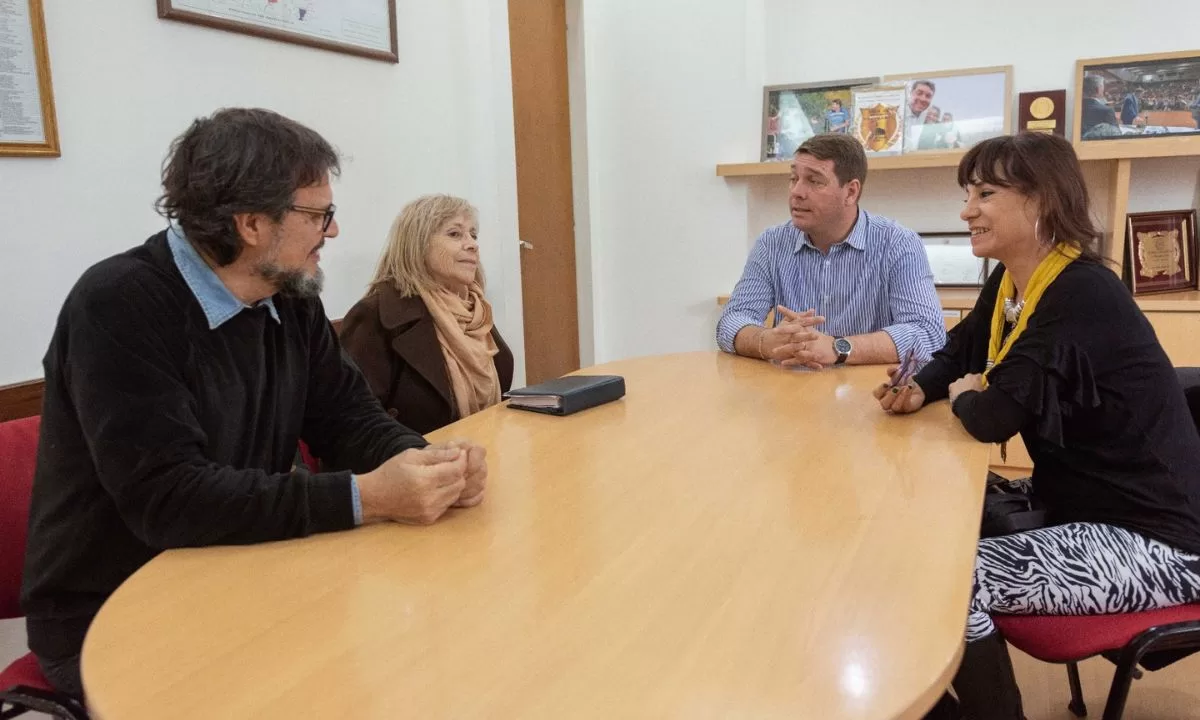 Presentan a Biss una iniciativa para implementar en Rawson un centro local de mediación
