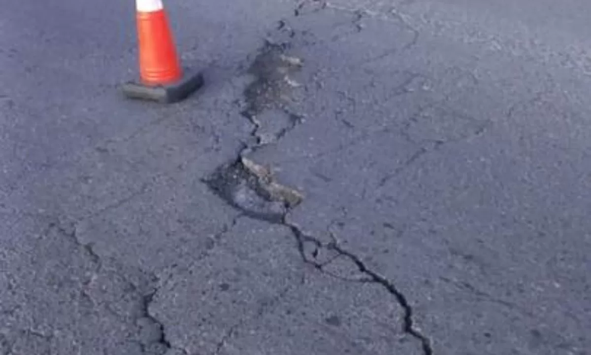 Preocupa una grieta sobre Ruta 3, cerca de Cerro Chenque