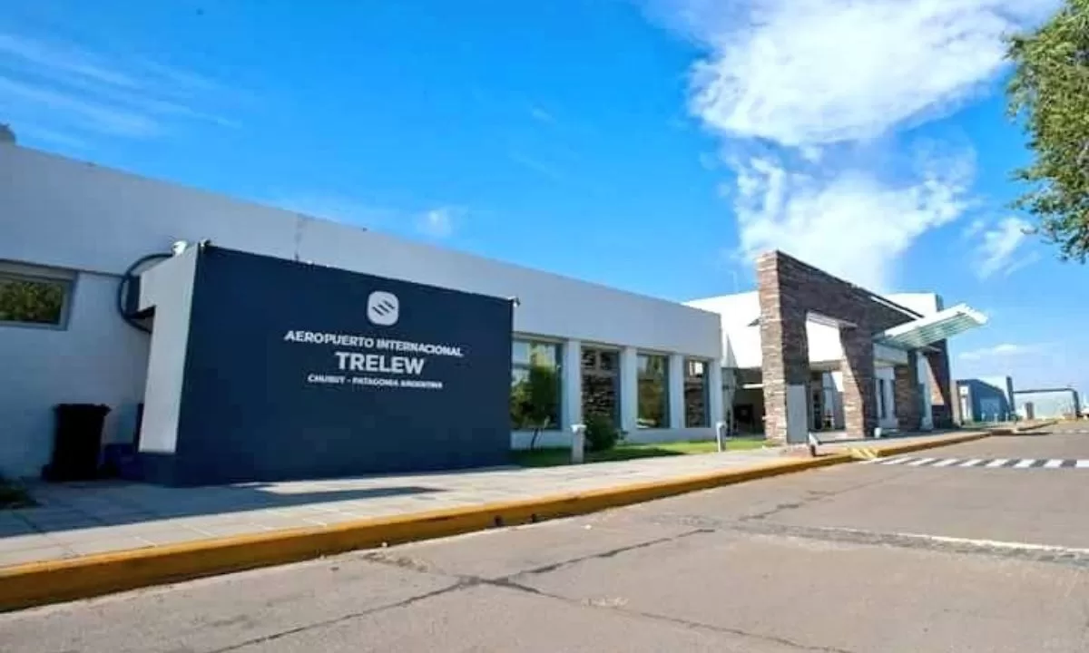 El Aeropuerto de Trelew vuelve a tener dos vuelos diarios a Buenos Aires