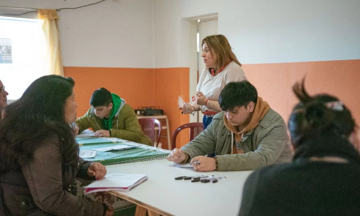 La Municipalidad de Rawson brindó el taller de orientación laboral en el Área 16