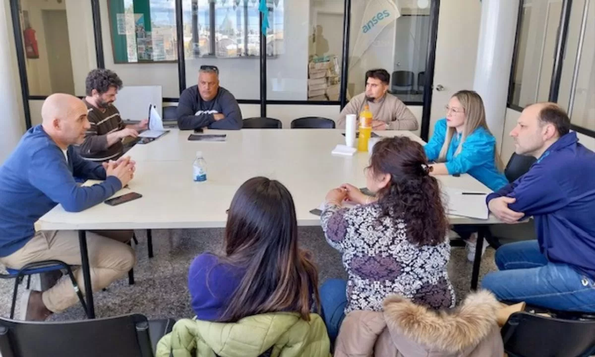Reunión con instituciones deportivas por el programa “hay equipo” de Anses