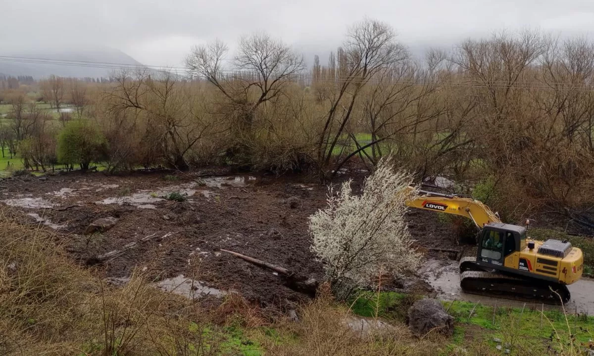 El temporal de lluvia afectó varios sectores en la localidad de El Hoyo