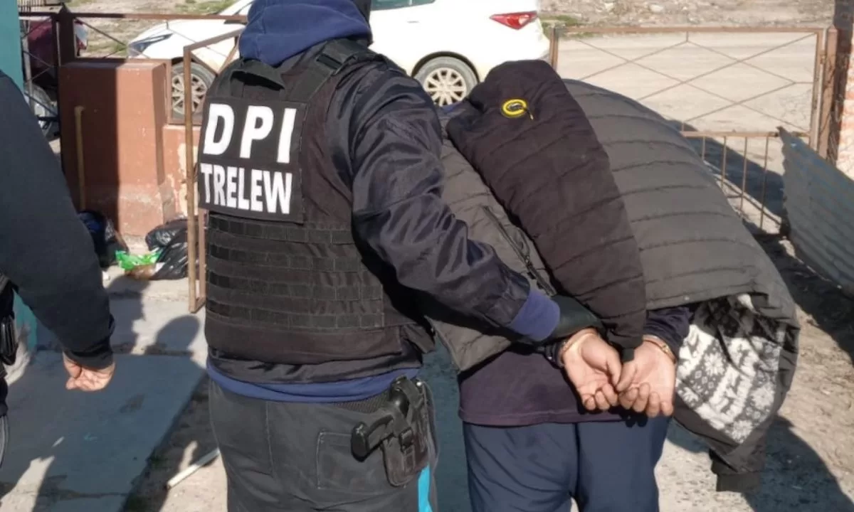 Seis meses de prisión preventiva para los detenidos vinculados a violentos robos domiciliarios en Trelew