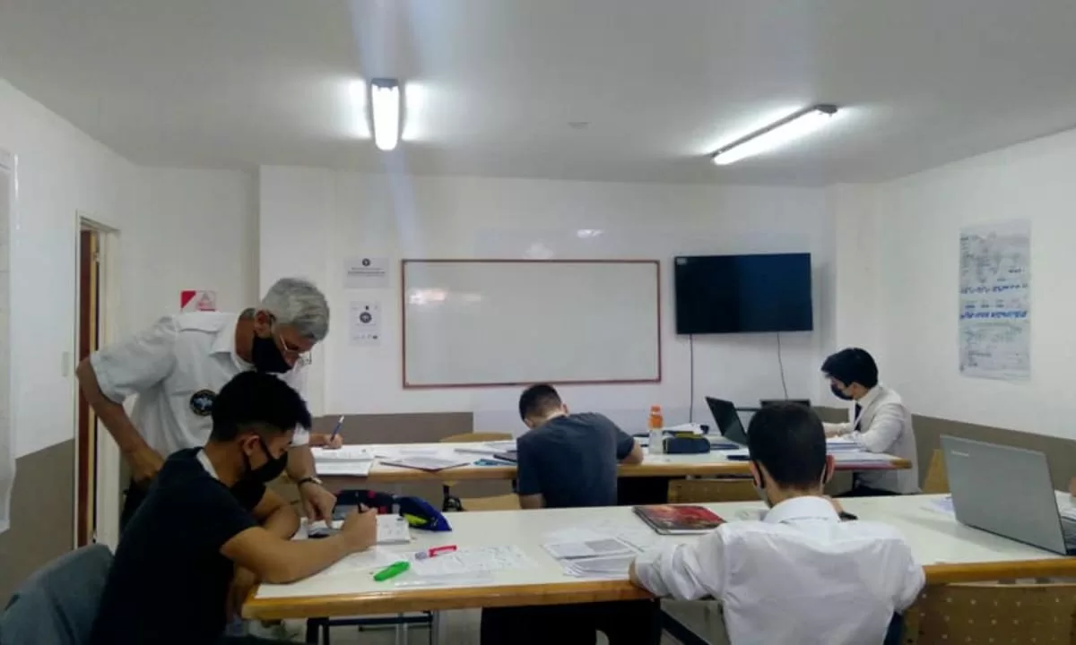 Están abiertas las inscripciones para el ciclo lectivo 2024, en la escuela del aeroclub de Trelew