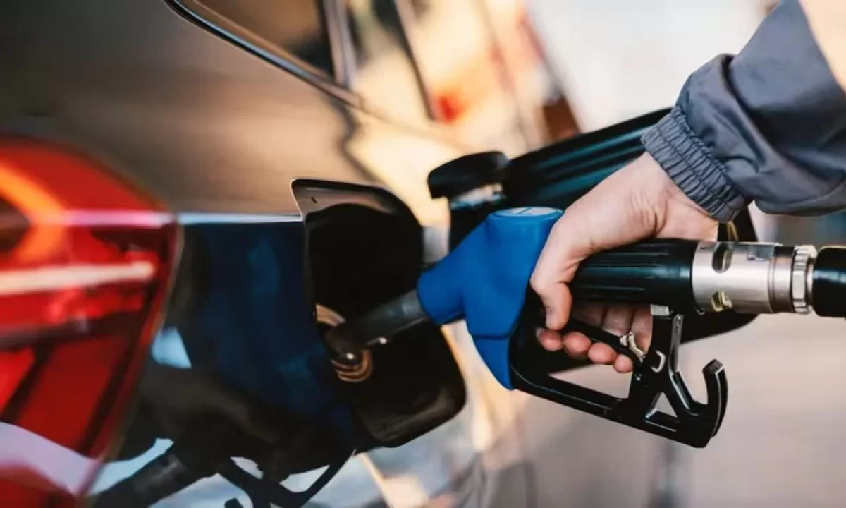 Varias localidades de la provincia con faltante de combustible