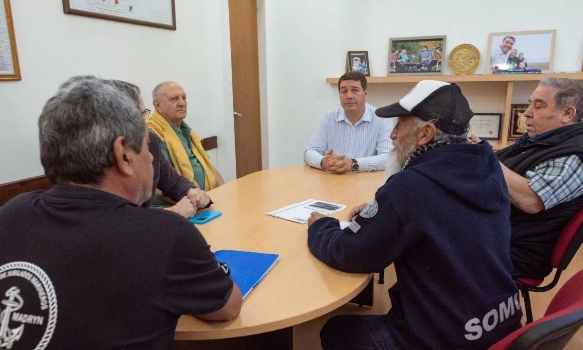 Avanza el proyecto del Centro de Jubilados y Pensionados “26 de Abril” que busca construir su sede en Rawson