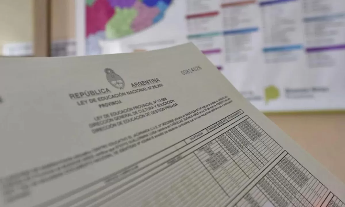 Desde el 1 de noviembre los egresados de secundaria y nivel superior en Chubut recibirán su título digitalizado 