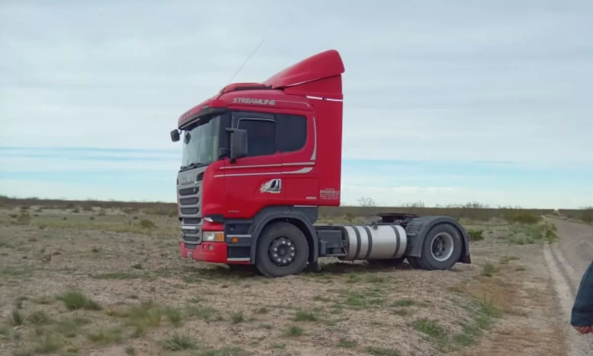 Camionero denunció que le robaron el acoplado térmico cargado con langostinos