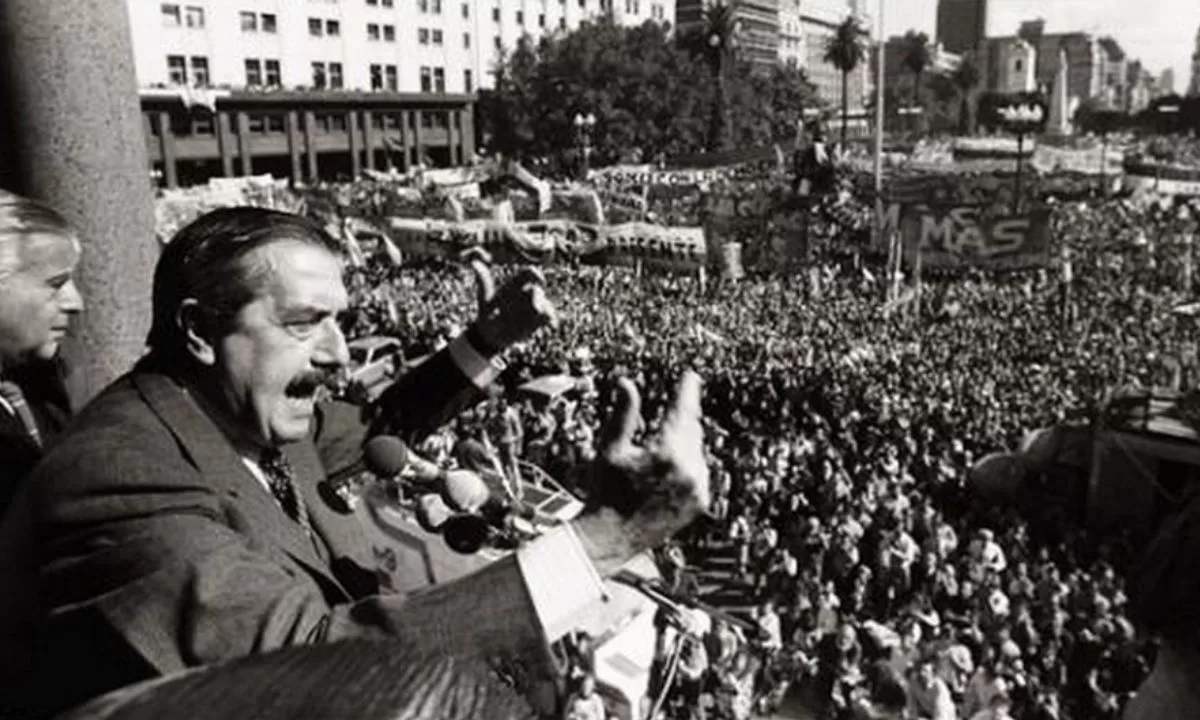 Se cumplen 40 años del restablecimiento de la democracia