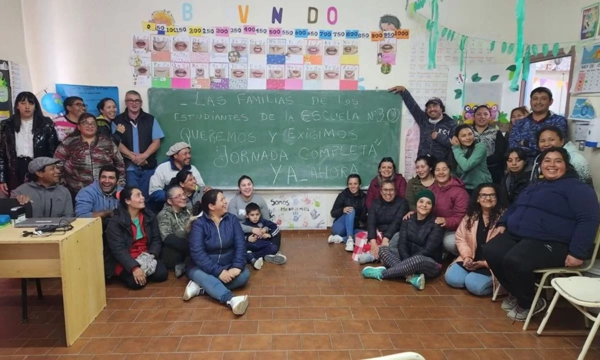 Padres reclaman la implementación de la jornada completa en la escuela primaria N° 30 de Gastre