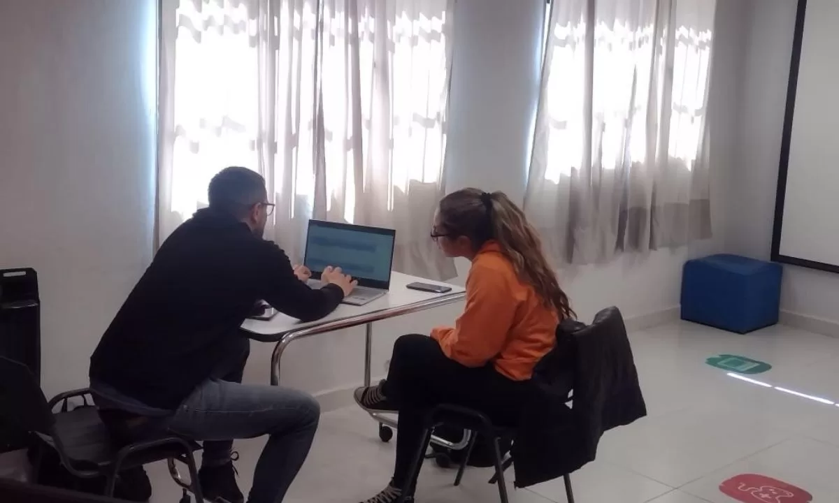 Comenzó en Gaiman taller para trabajadores independientes y personas desocupadas que buscan emprender