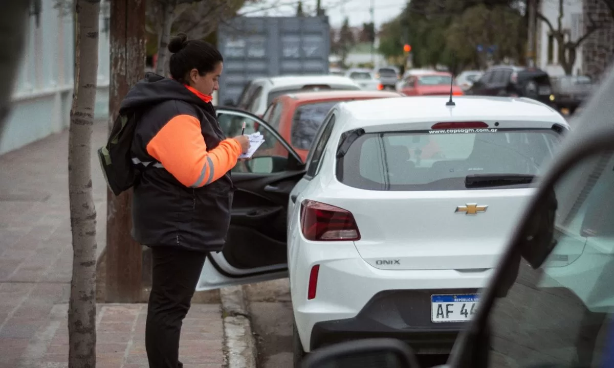 Nuevo Sistema de Estacionamiento Medido Digital en Rawson: 2.500 usuarios ya usan la app