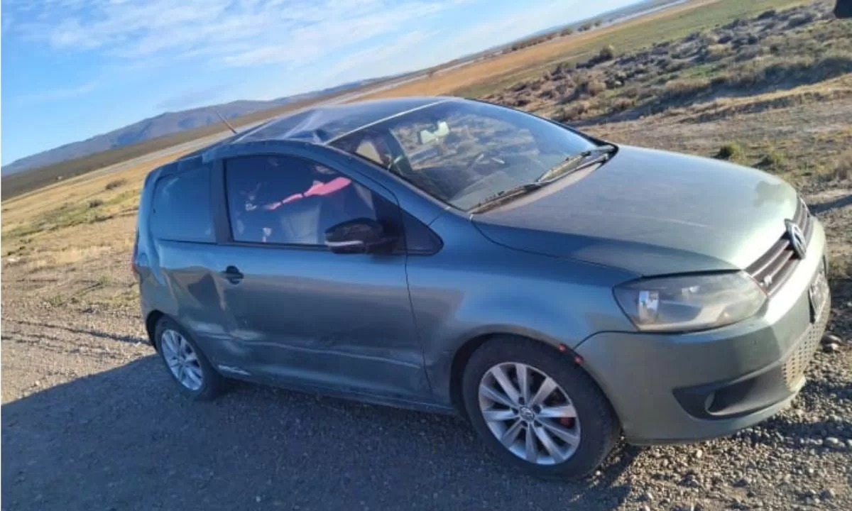 Viajaban de Comodoro a El Hoyo y protagonizaron un despiste y vuelco