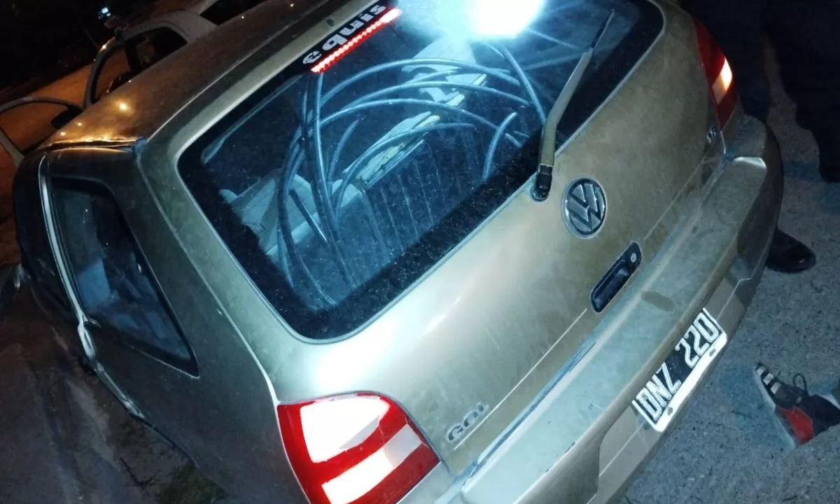 Una pareja detenida por robar cables en Rawson